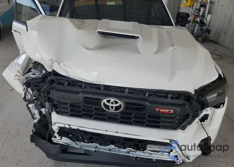 2024 Toyota Tacoma Double Cab z USA, uszkodzony, nr VIN 3TYKB5FN9RT012164